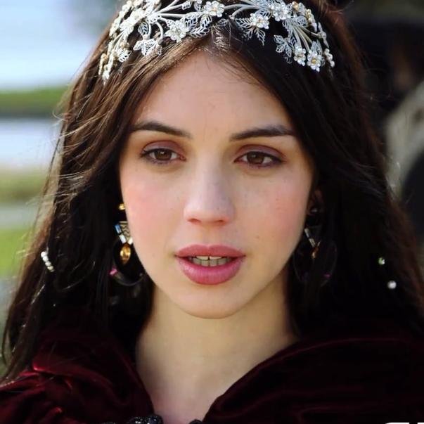 A daughter of Aragorn and Arwen; a Princess of the Kingdom of Arnor and Gondor. Not unnamed. #RP