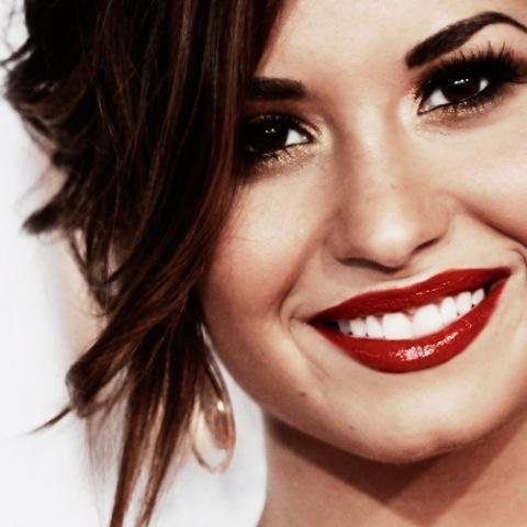 savednayouri's profile picture. @Nayourivera glee, pll, teen wolf, faking it, grey's anatomy, and 1d  lovato