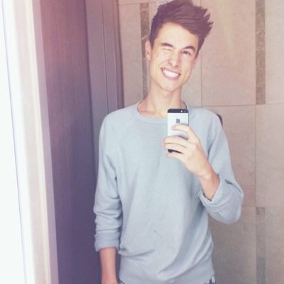 kianomfgg's profile picture. congrats you deserved a kian follow ❤️ my account is  @kiansamquotes