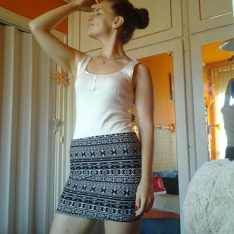 Hello guys | 15 | Hungary | Belieber | Selenator