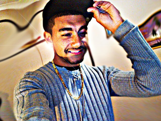 DonieBill's profile picture. Fun, Cool.. Awesome.. Love new things. Graphic designer, musician ..Kush,Gin,and closure one-way