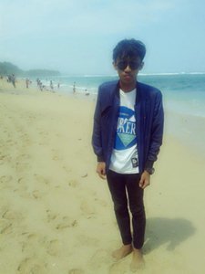 BangMucis's profile picture. one day, i will make mom and dad proud | umsida sidoarjo | teknik informatika | scooteris non scooter