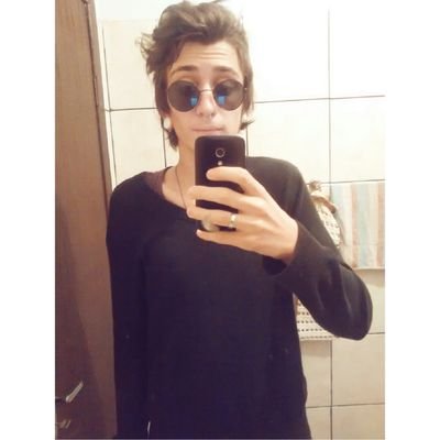 Tente mudar, tente alcançar, lute com garra e atitude, que a conquista virá em sua plenitude.