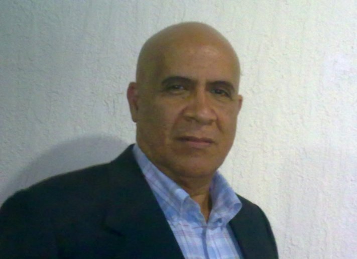 Licenciado en Recursos Humanos, especialista en Desarrollo Humano