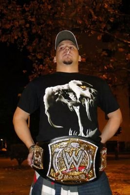 papamanoa1's profile picture. 