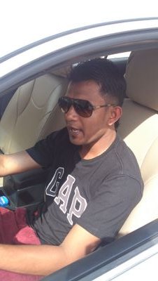 BudNis14's profile picture. 