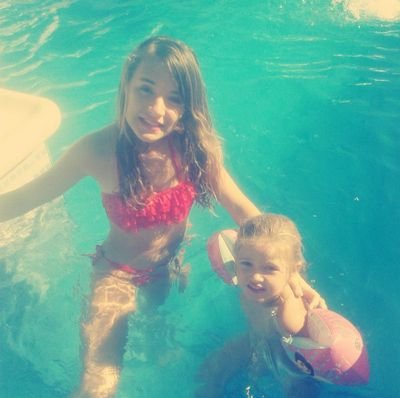 ~princesa de alguno juguete de ninguno~ CON MUCHAS ME RIO DE POCAS ME CONFIOMEJOR AMIGA´O7 /MEJOR AMIGO 26.