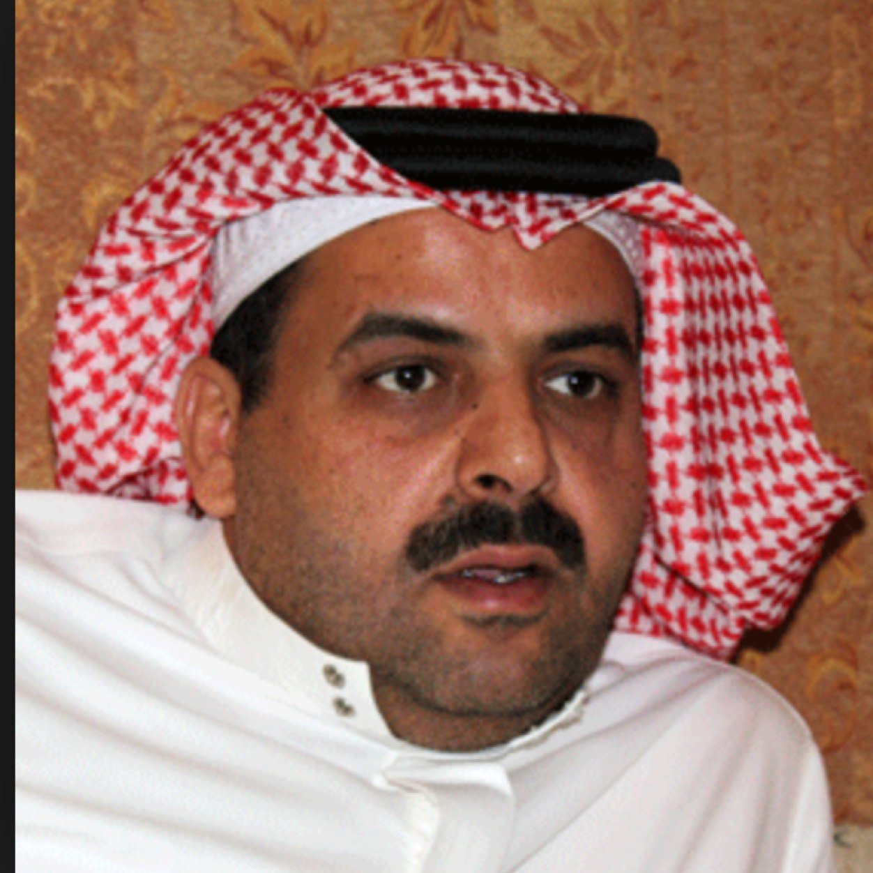 هذا حسابي الرسمي الوحيد واتشرف بكم 
اي حساب غير هذا لا يعنيني                 
ضيدان بن قضعان
