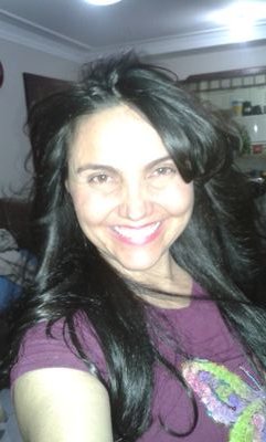 Casada , Feliz , 2 Filhos , Amo assistir Filmes , Navegar na Net , Ler . Viciada em Jogos RPG e Simuladores de 2 Vidas . Essa sou Eu ... ChrysGyn