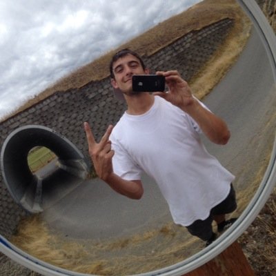 derektothebird's profile picture. MY FRIENDS NEVER DIE. // ig: @derektothebird