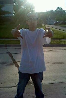 Est. 1991, Born & Raised in the Twin Ports. Die Hard Viking, Twins, & Tar Heel fan. Hiiitt that Follow Button & follow a Real Nigga :) #Deep$quadOrNoSquad!