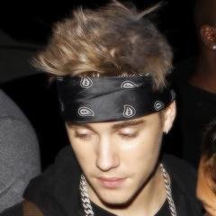 GRUPO DO WPP DE BELIEBERS SO ENTRA LUXO SE VOCE QUER ENTRAR BASTA MANDA SEU NUMERO E SEU NOME,;;;;DDDDDDDD