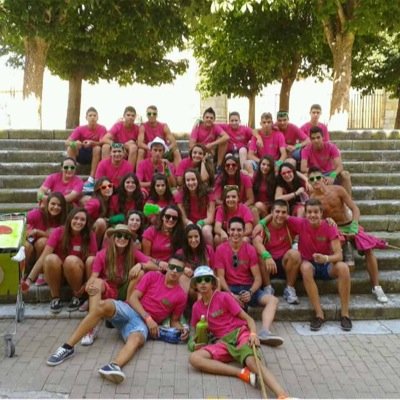 Los amigos son la familia que se escoge. FIESTAS BOTIJERAS