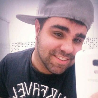 20 anos, solteiro e feliz!