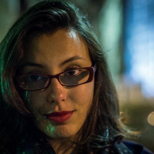 Sensível pra cacete, maldosa na mesma intensidade. — Tati Bernardi