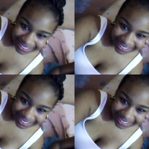 DIOS ante todo ,sipatica, I love denbow  ,mis chicas la enana, la kitty y la fontil i`m crazy, soy bipolar , vivo mi vida happy, sin jucio dueño de mi vida
