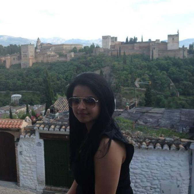 Corporate Recruiter | Travel Enthusiast | Music Lover | Chocoholic