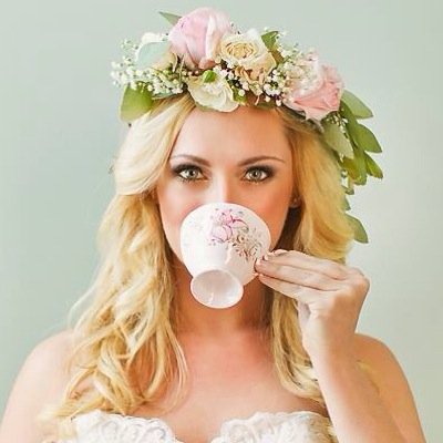 The Whimsical Rose Vintage China Rentals is a collection of authentic mismatched English fine bone china which captures the beauty and elegance of a bygone era.