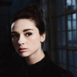 Hi guys :) *shameless us* *pretty little liars* *teen wolf*