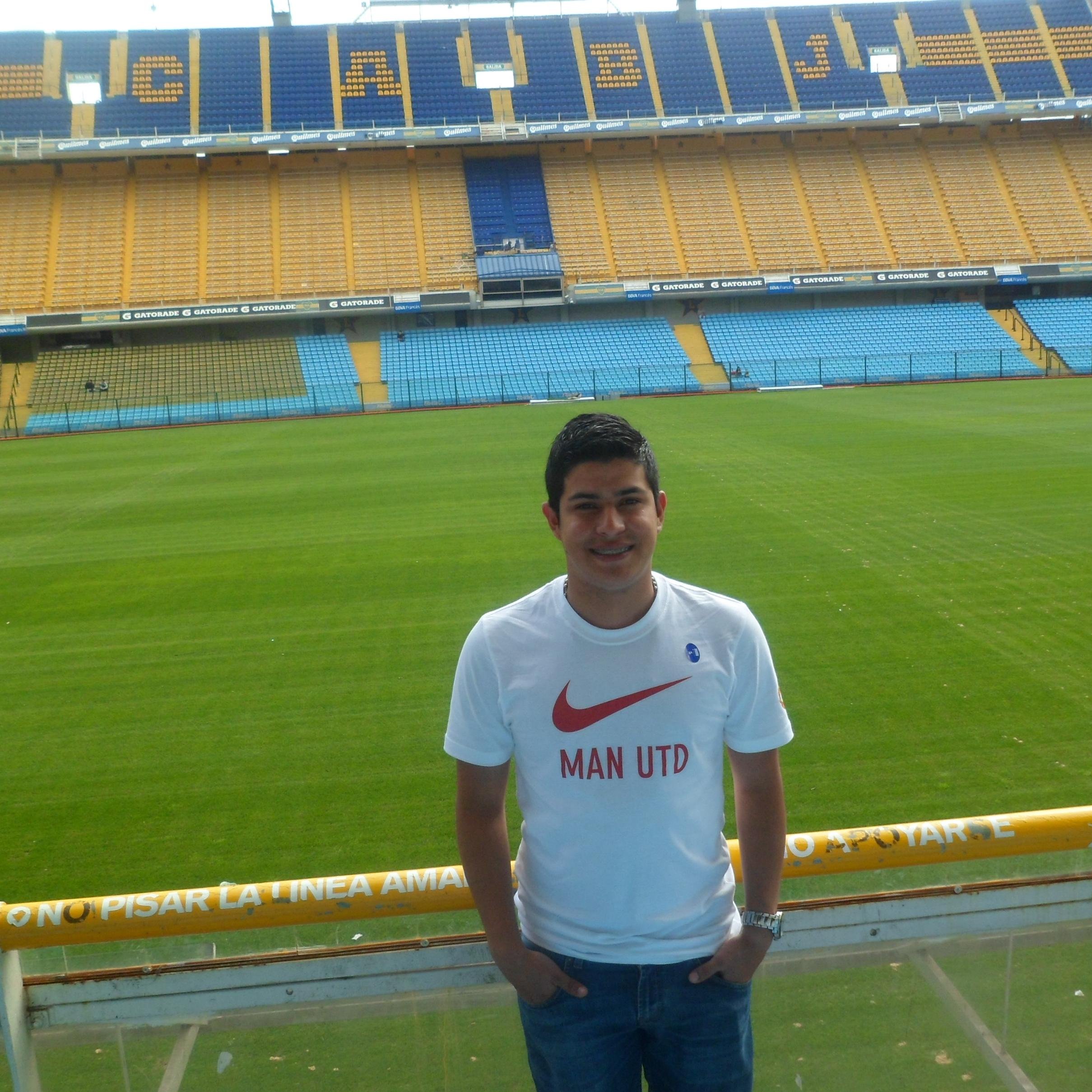 franciscojose48's profile picture. 