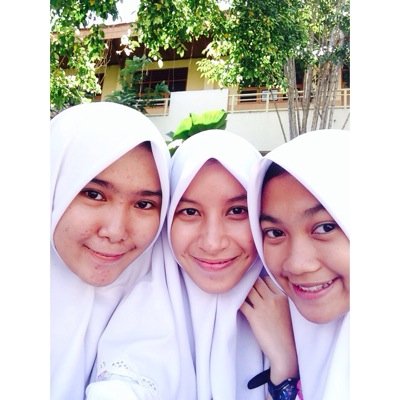 Rizkarzkna's profile picture. 