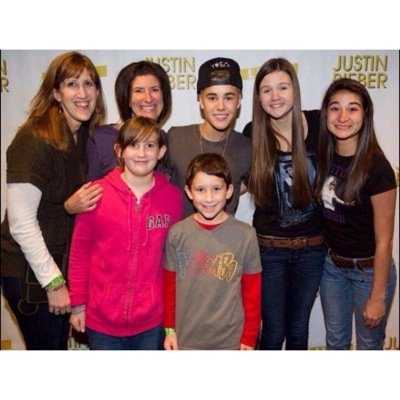 Team_Kanter's profile picture. Dan followed 9/7/13 #PhillyBelieber #WithDanKanter Justin bought me pizza and i met him (: