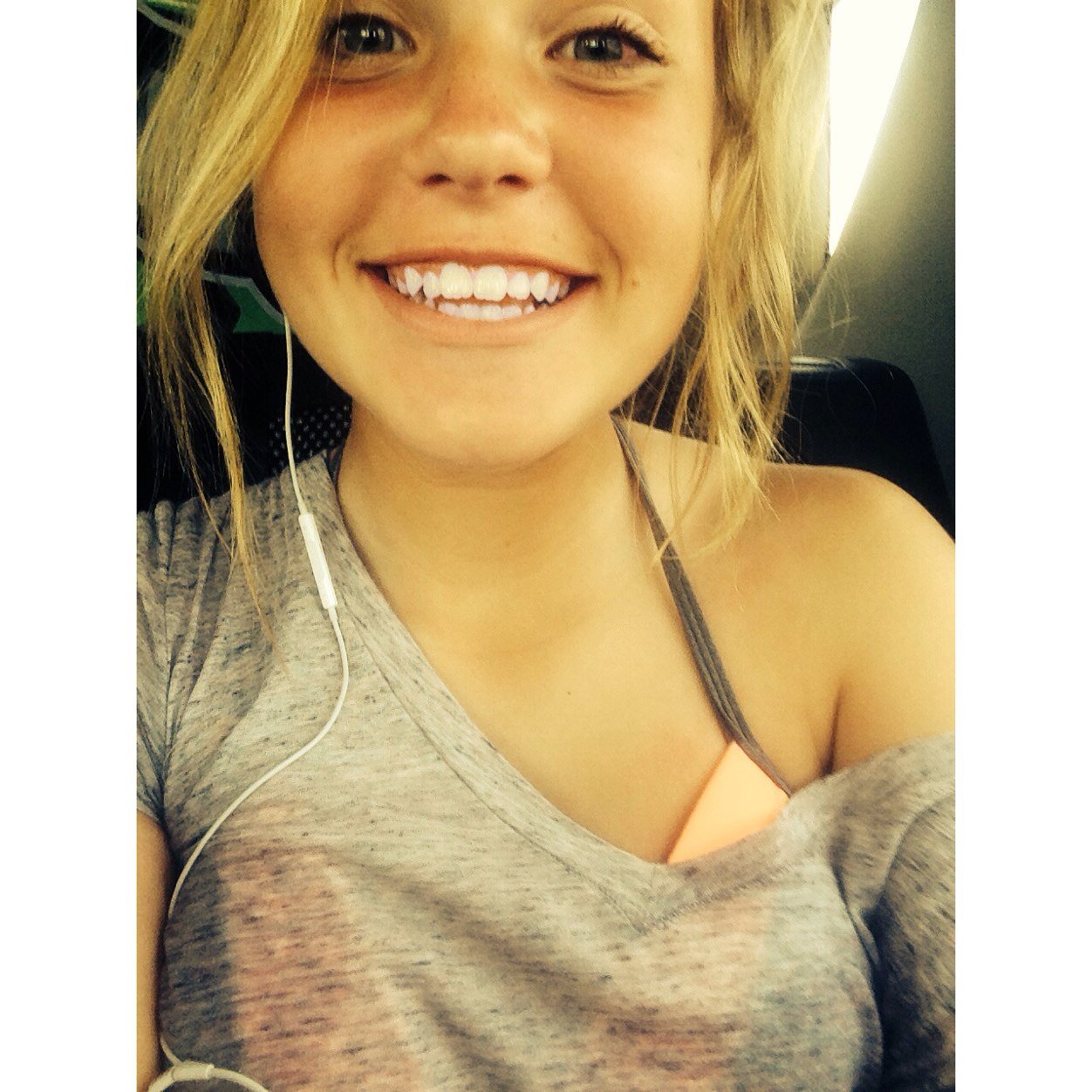 JennBraford's profile picture. softball is love, softball is life