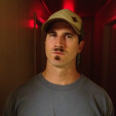 MD_entertain's profile picture. Moni and Derek, the doctors of funny