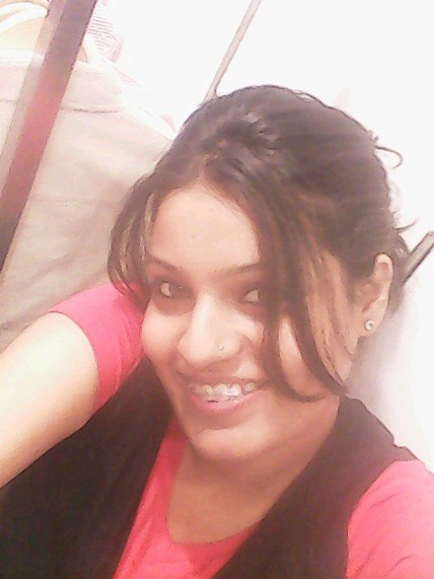 chhayasingh465's profile picture. 