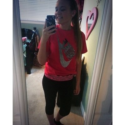 gabryeleelizabe's profile picture. Single hmu