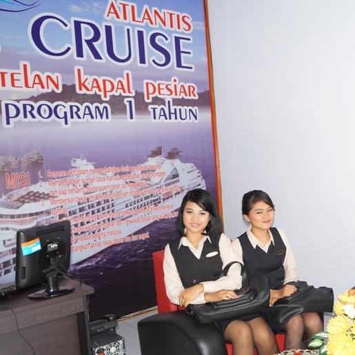 ARCMakassar's profile picture. Sekolah Perhotelan Kapal Pesiar || Hotline:082188225454 || invite: 29EC622A || Instagram: @arcmakassar || Jl.Perintis Kemerdekaan Km.17 Makassar