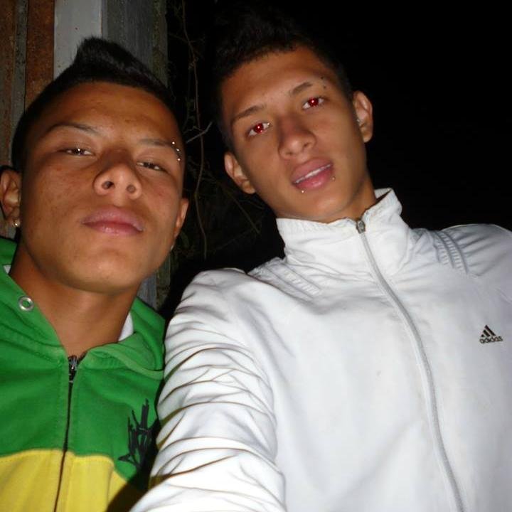 ¡¡De Todos Los MaLeantes, El Verdadero Cantante El ''Realg4life' Tirando Pa' Lante!!!♥♥♥