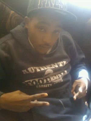 God 1st, Rae and then fam, money over anything #igrind. Deep East Playa 4life respect is everything stay in yo on lane..