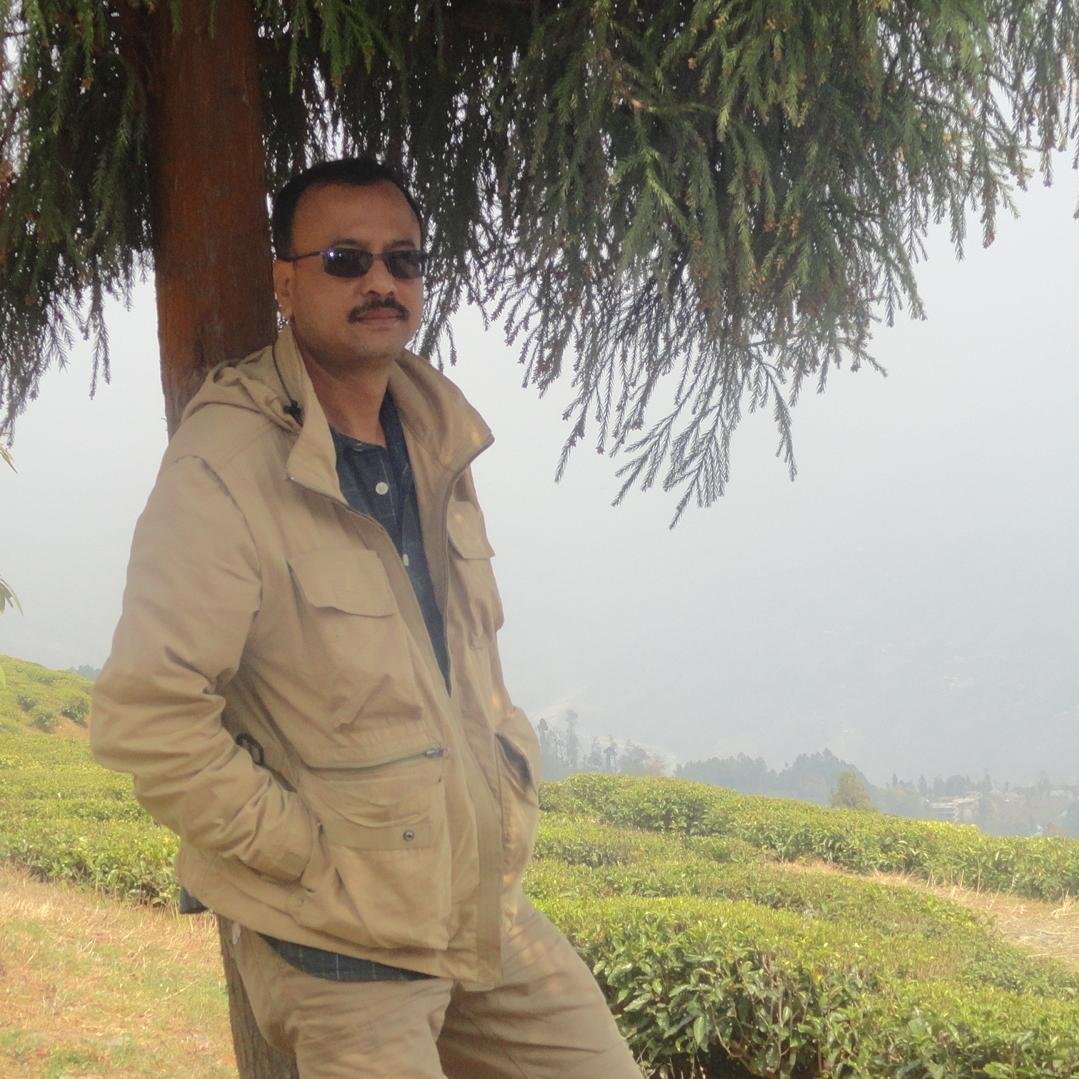 Journalist-writer