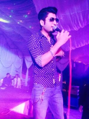 Age 14, school pupil, Crazy, happiest person here, and the biggest fan of Bilal Saeed