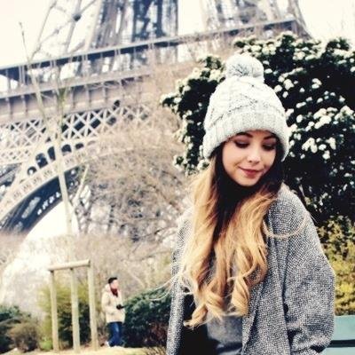 The name's Sugg. Zoe Sugg. || TP. HS. BP.
