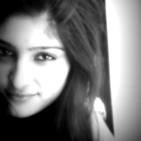 Inspired by Alia Bhatt 17 :) Third Culture Kid. Love Food in general. Dislike judgmental people.
