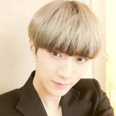 B1A4 jinyoung(ro)bot 12.10.12ing