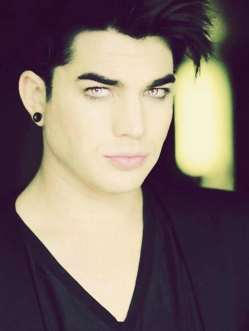 Hey:) I'm AdamTina :) and Love AdamLambert!!
I'm olso Love Pizza**0** plss follow me!:D 
@adamtina5 :)) i follow^^ back! Hihihi