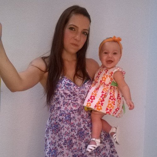 Lo mas  bonito de mi vida te quiier Leire... Mi princesa