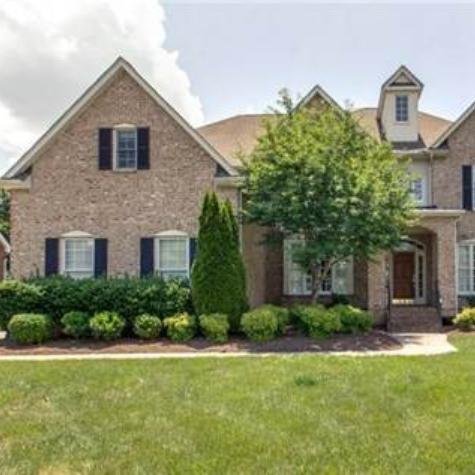 Fabulous open floor plan, volume ceiling, Terrific eat-in kitchen,  Sunroom. 4 Spacious bedrooms. 3768sf, deck, private backyard. $489,900. Call (615) 794-0833