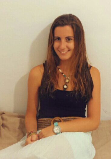 Estudiante de trabajo social y educación social. Sigo siendo turista de la vida, aunque creo que nunca dejamos de serlo ¿no?