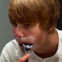 pixador. maconheiro. sambista. let's make the world better. sem grammy. diamond award. não necessariamente nessa ordem
