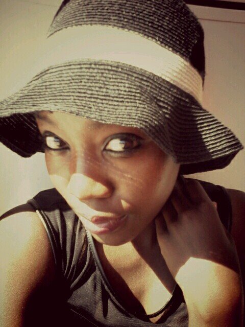 Incredible♥Amazing♥Opinionated♥Loving♥Twangs♥GreatBeliver♥Sugar Spice & Everything Nice♥Future Media Studies and Journalism Graduate☺
