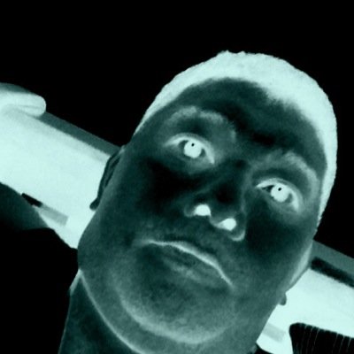 EMarxz's profile picture. Born in Manila.