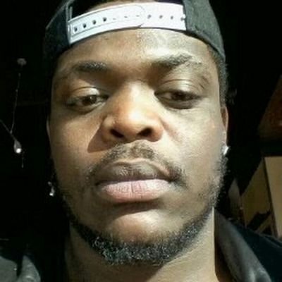 I_AM_KING_CURT's profile picture. Community Organizer, chef, father, husband, workaholic😎🤓. A Man amongst kings and King amongst men.
THE MAN FROM NORTH LAWNDALE