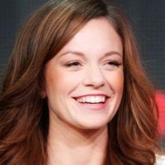 IngridTheWitch's profile picture. Yo era escéptica racional. Ahora soy bruja. Bibliotecaria profesional y creadora de hechizos. El amor no es para mi, a Freya le van más esas cosas. #WOEE #Rol