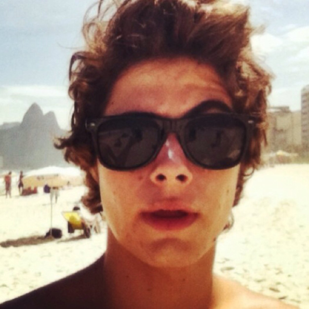 CantadasP9's profile picture. Pê nove, me joga na panela e me chama de miojo. (22.04.13)