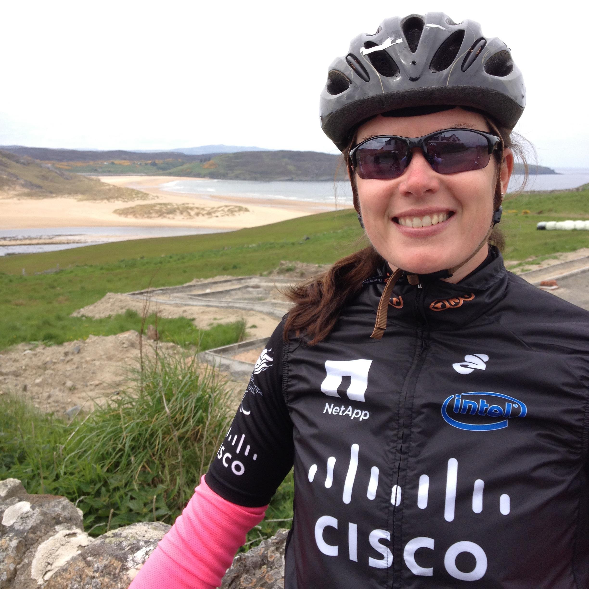 Exec & employee comms at Cisco. Mum to a little one. Outdoorsy type, lover of cycling, skiing, outdoor swimming and cake. Tweets are my own.