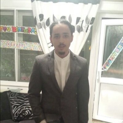 yellowbarstard's profile picture. Just a guy trying to make sense of a world that tries its hardest not to make any